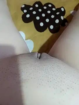 -__cherry__- live sex cam