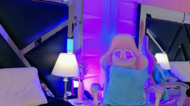 giigii_hadid_ - Giigii_Hadid_'s free webcam