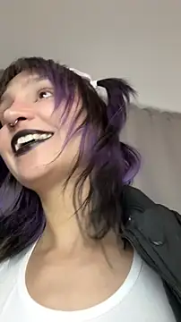 Webcam Model (bigbabykiki)  is live.Free join now!