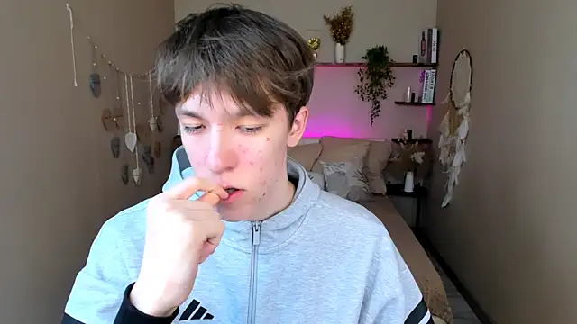 MarkBranston live sex cam