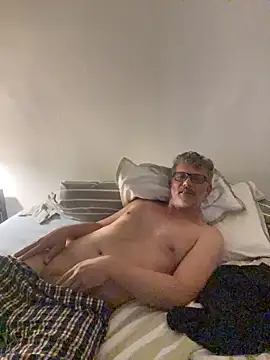 max219 (Ask my age) - Je me branle