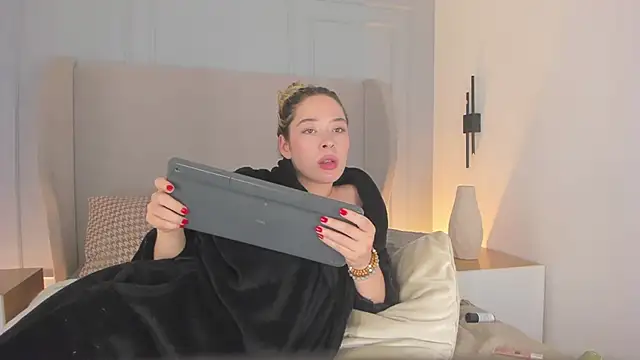 chloe_d - Chloe_d's free webcam