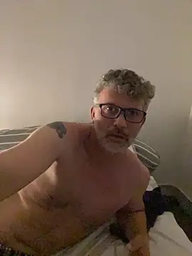 max219 (Ask my age) - Je me branle