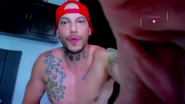 rickg_oficial - RickG_Oficial's free webcam - UK Sex Cams