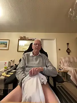 cutaboverest (M grandpa) - #cam2cam #cheap-privates #doggy-style #gays #grandpas #handjob #hd #masturbation #medium #recordable-privates #recordable-publics #small-audience #striptease #top #uk-models #white