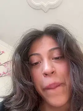 emily_jonessxx - Emily_jonessxx's free webcam - UK Sex Cams