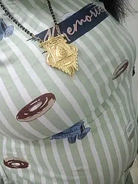 Webcam Model (Bhabhiji1)  is live.Free join now!