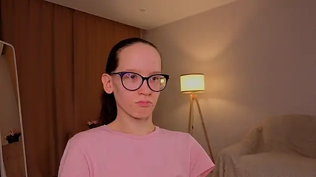 bettybrowni - BettyBrowni's free webcam