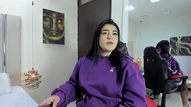 lya_whites - Lya_Whites's free webcam