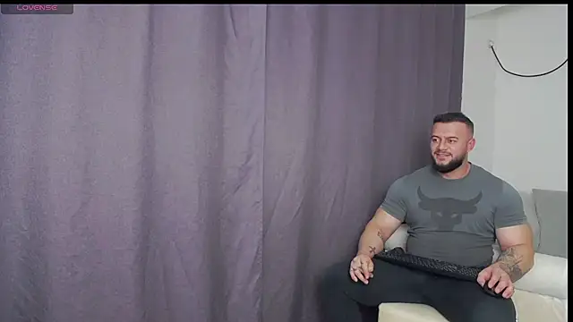 rickymiami1 (M young) - naked flex hard