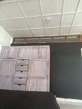 Webcam Model (EmilyNoir1)  is live.Free join now!