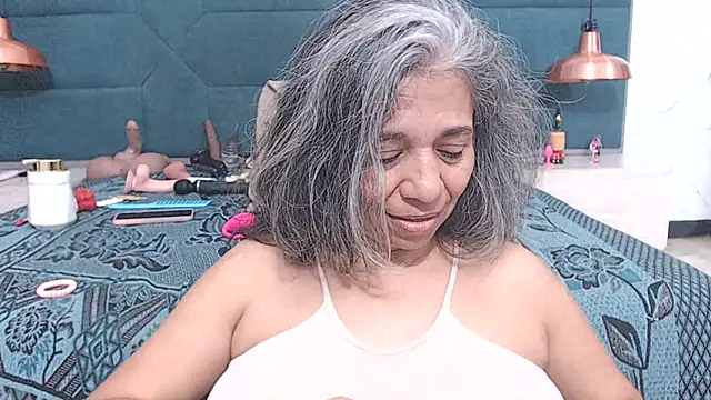 chanel_grant - Chanel_grant's free webcam