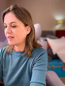 maiseknox - MaiseKnox's free webcam