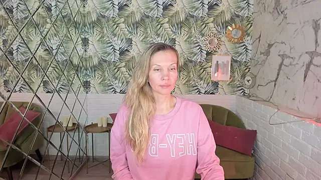 nancygrace - NancyGrace's free webcam