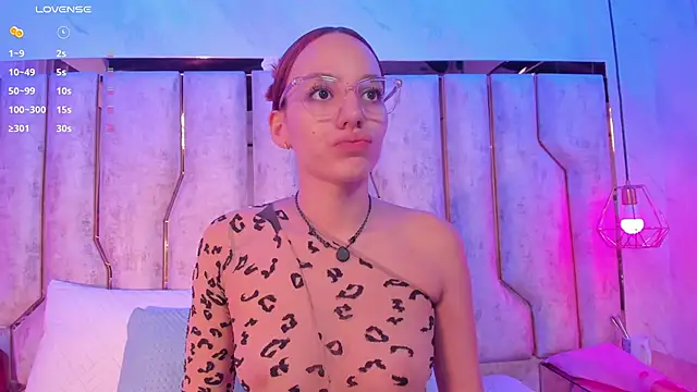 ambar_rosse25 - Ambar_rosse25's free webcam