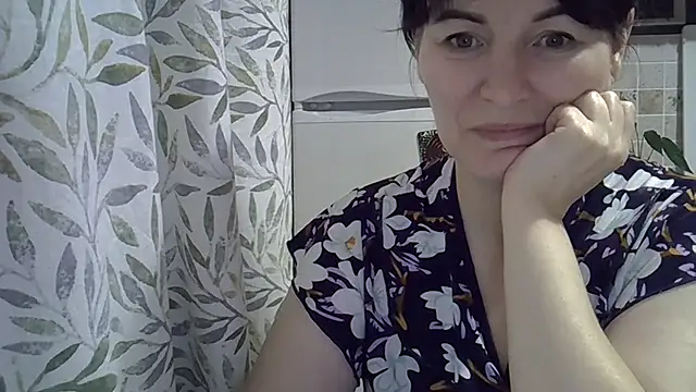 krystal_82 - Krystal_82's free webcam - UK Sex Cams