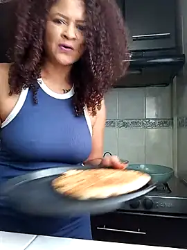 Webcam Model (NenisJessicaOchoa)  is live.Free join now!