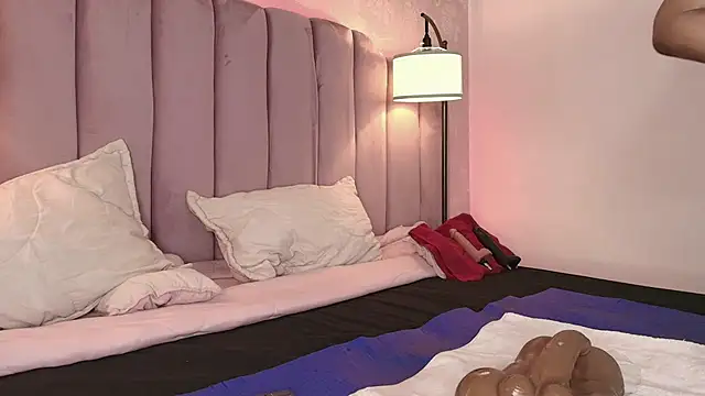 hallybans (F young) - Ride Bounce ass until cum