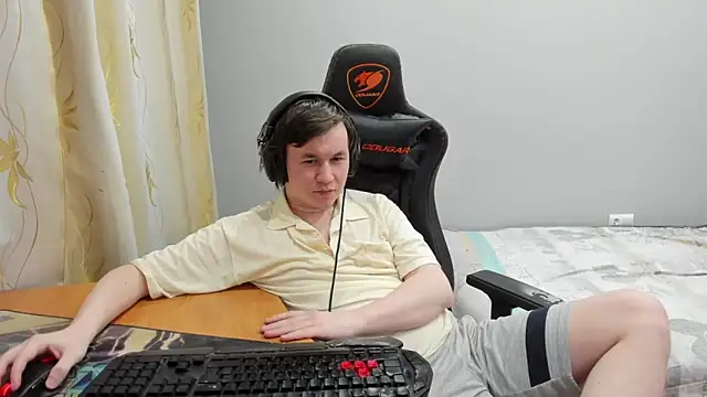 iliaskrislove live sex cam