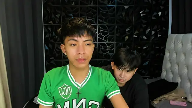 davincihugecock live sex cam