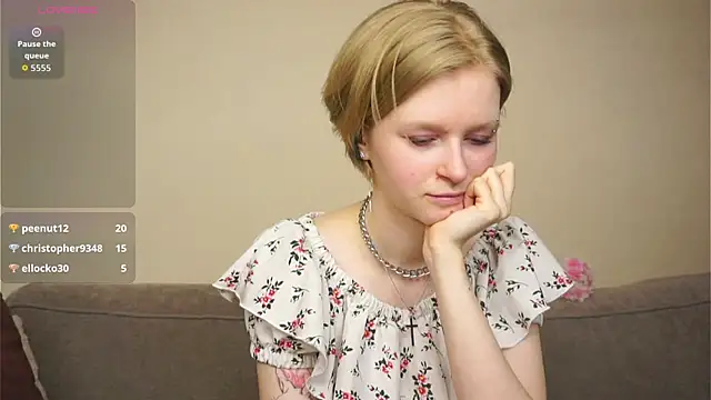 toyapletz - ToyaPletz's free webcam - UK Sex Cams