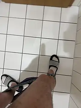 hornybigdicksxd (M twink) - Cum