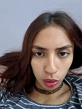 Webcam Model (Kristal-Ambar)  is live.Free join now!