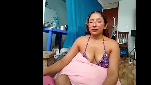 airamoon17 (F young) - domi inside