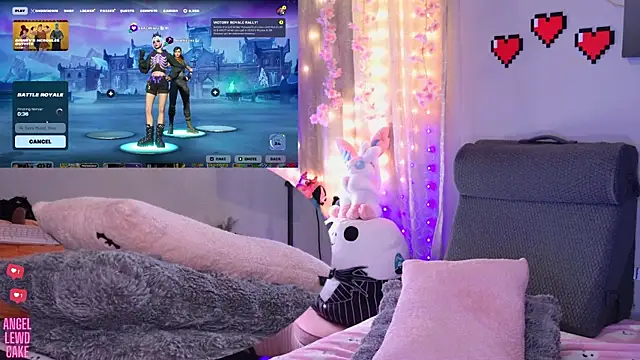 Angel-Lewd-Cake webcam