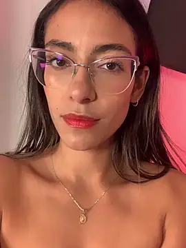 Webcam Model (elegant__rouse)  is live.Free join now!