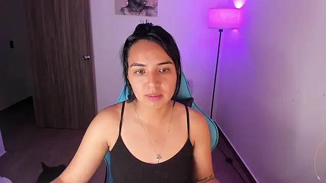 nicole_ss - Nicole_Ss's free webcam - UK Sex Cams