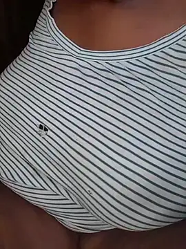 NASTYWHORE02 live sex cam