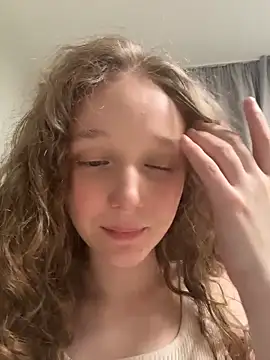 outside_rosy Live Webcam on Stripchat