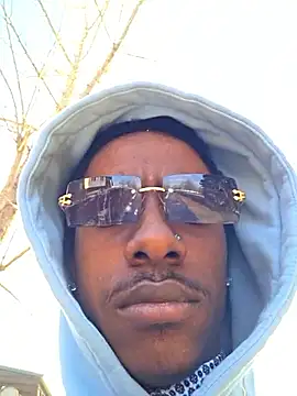 hormoneactivated webcam