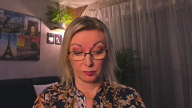 vanessa_chat preview