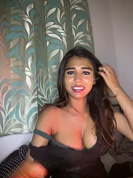 Webcam Model (STRIP_GLOW)  is live.Free join now!