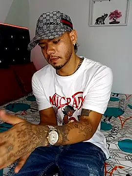 niick01_ (Ask my age) - Cum 💦💦