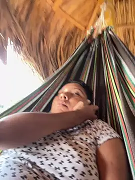 dellyyymusic - Dellyyymusic's free webcam - UK Sex Cams