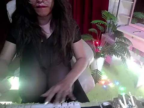 sexy_morena143 (M young) - #asian #bisexuals #black-hair #blowjob #cam2cam #filipino #fingering #foot-fetish #masturbation #middle-priced-privates #new #skinny #small-audience #striptease #young