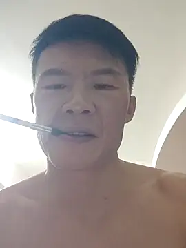 tian7788 (Ask my age) - 有沒大哥支持？