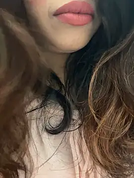 Webcam Model (riya_sharma11)  is live.Free join now!