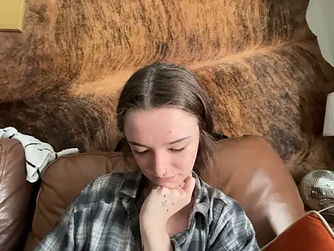 ash10alex (F teen) - Lovense in