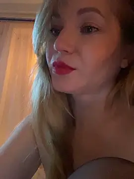 lady__maria (Ask my age) - Play with me :flirt::wink: