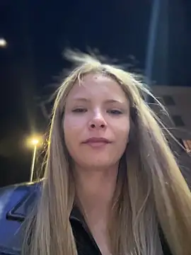 AnastasiaAniess live sex cam