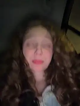 outside_rosy live sex cam