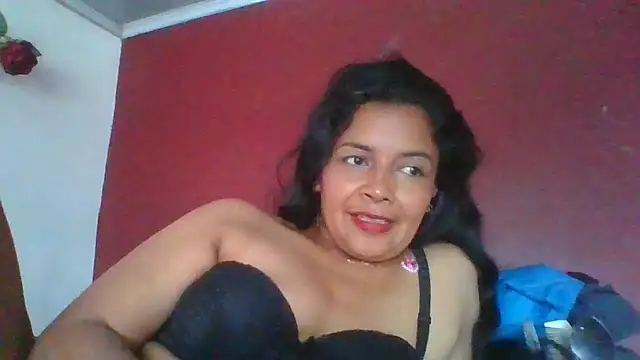 Live sex cam di DianaOchoa_