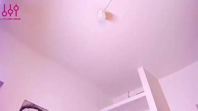 lanna_big33 - Lanna_big33's free webcam - UK Sex Cams