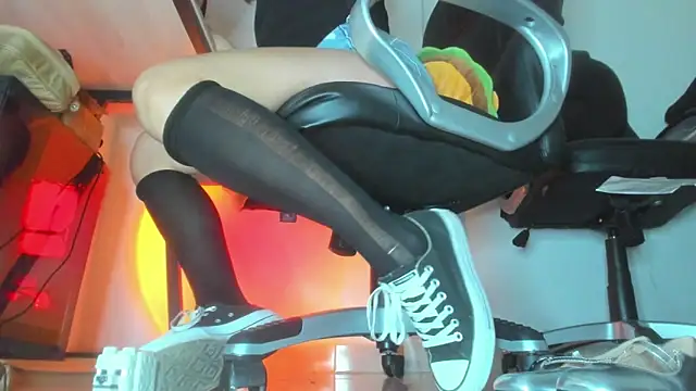 alma_fenix - Alma_fenix's free webcam