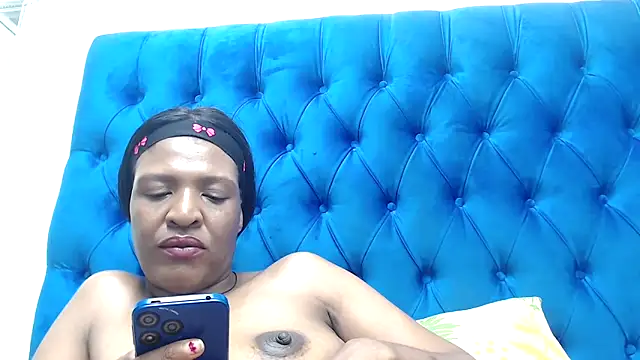 spicyqueenxxxx - SpicyQueenxxxx's free webcam - UK Sex Cams