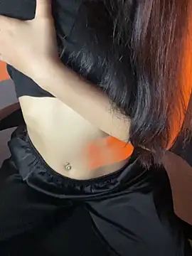 Jennybae23 live sex cam